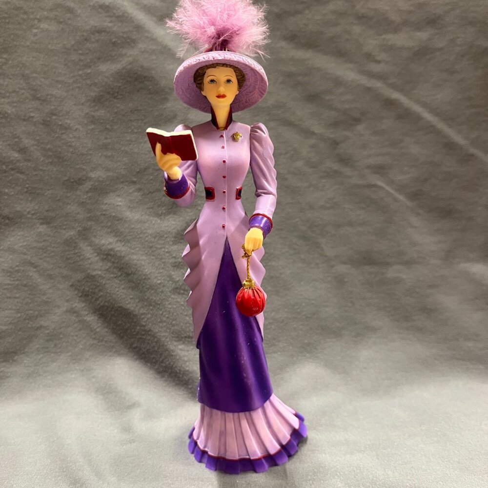 Thomas Kinkade Portraits of Style and Grace Collection Art Exhibition Figurine